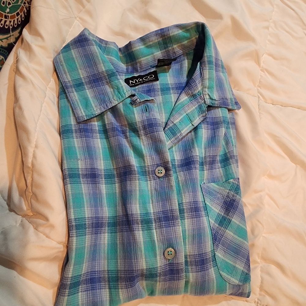 PLaid NY&CO button down skirt. Blue and teal. Good condition.